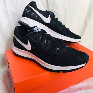 New Nike Pegasus 33 Women’s Running Shoe Size 9.5